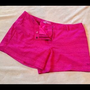 Women’s NIKE golf shorts